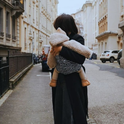 Porte-bébé zébré ergonomique – cadeau idéal pour maman ou papa voyageur